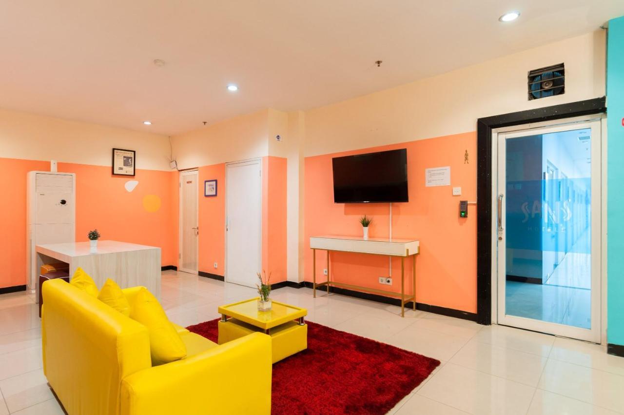 Sans Hotel Finest Medan Exterior foto
