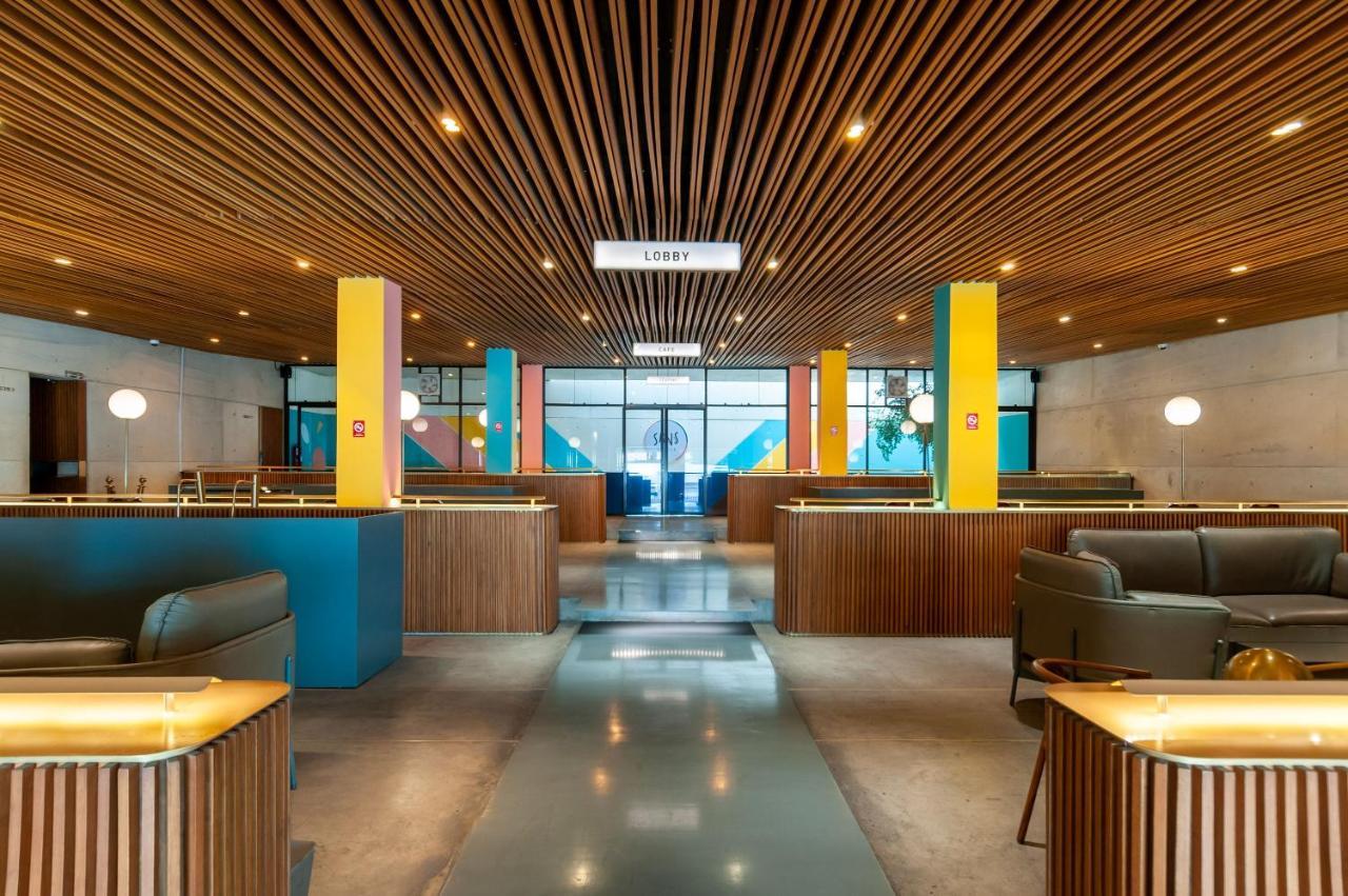 Sans Hotel Finest Medan Exterior foto